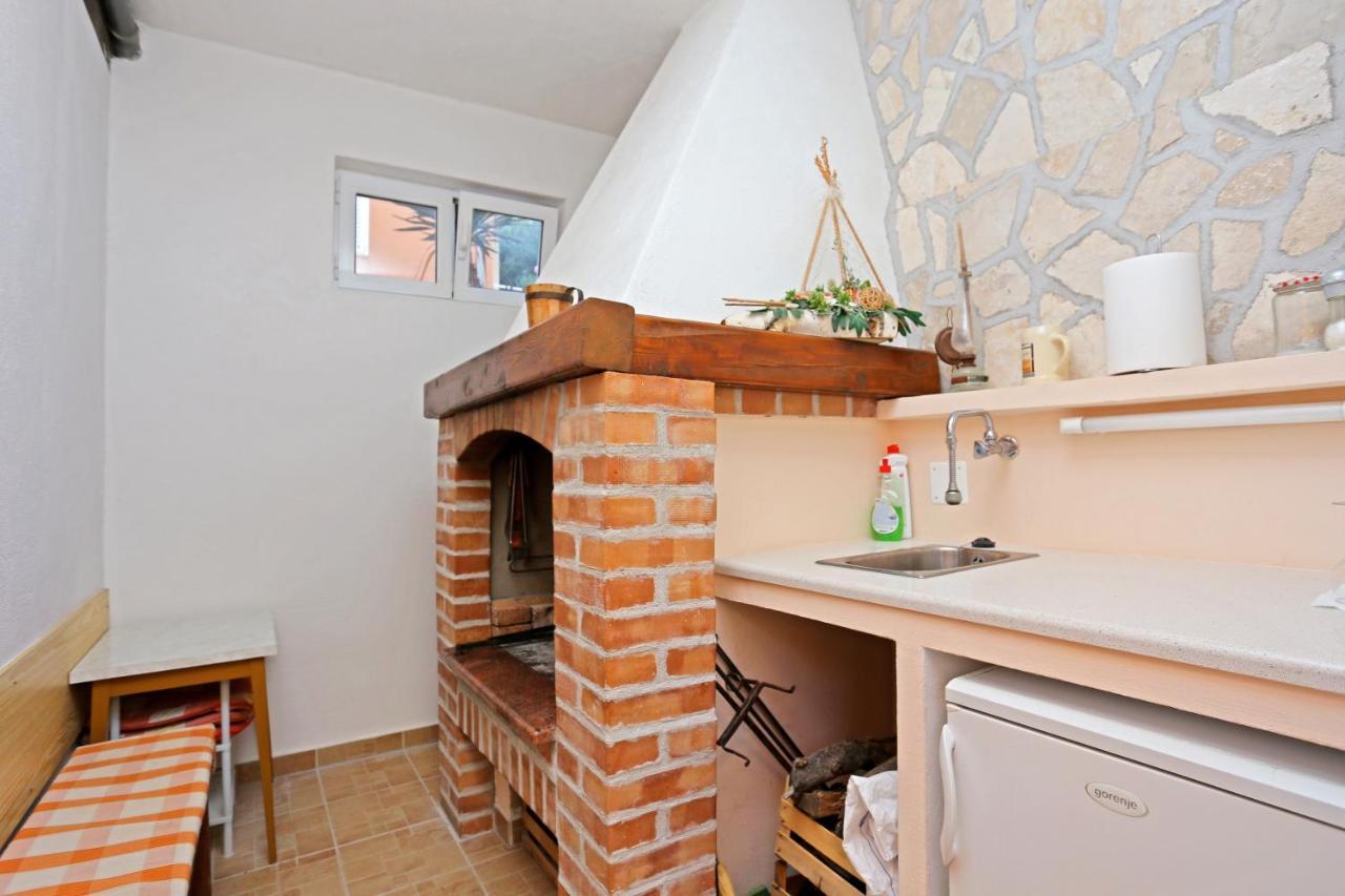 Apartments By The Sea Podgora, Makarska - 2594 外观 照片